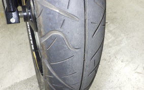 SUZUKI GSR250F 2011