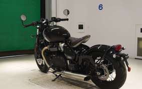 TRIUMPH BONNEVILLE BOBBER 2024