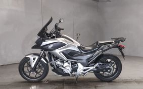 HONDA NC 700 X RC63