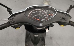HONDA DIO AF68