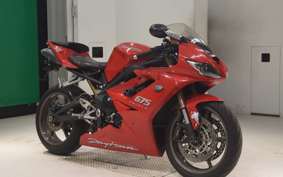 TRIUMPH DAYTONA 675 2009