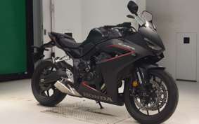 HONDA CBR650R E-Clutch 2025