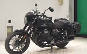 MOTO GUZZI V7 STONE 2022