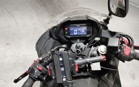 SUZUKI GSX250 R DN11A
