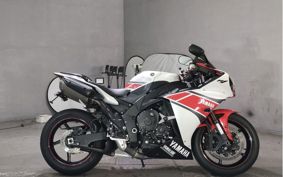 YAMAHA YZF-R1 RN23
