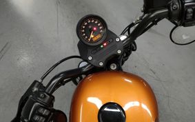 HARLEY XL883N 2014 LE2