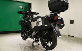 SUZUKI Vｽﾄﾛｰﾑ250 2004