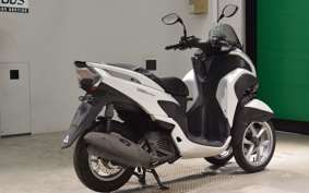 YAMAHA TRICITY 125 SE82J