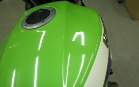 KAWASAKI ZRX1200 R 2001 ZRT20A