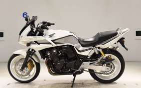 HONDA CB400 SUPER BOLDOR VTEC 2012 NC42