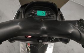 YAMAHA MAJESTY 125 SE27