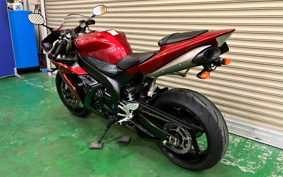 YAMAHA YZF-R1 2004 RN12