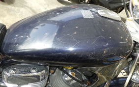 SUZUKI INTRUDER 750