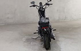 HARLEY HARLEY XL883R CS2