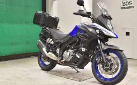 SUZUKI Vｽﾄﾛｰﾑ650XTA 2018 C733M