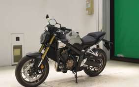 HONDA CB650R E-Clutch 2026 RH17