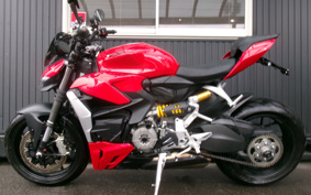DUCATI STREETFIGHTER V2 2022 3F00