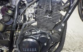 YAMAHA TW225 DG09J