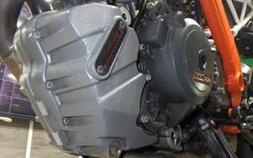 KTM 1290 SUPER DUKE R 2015