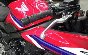 HONDA CBR650R E-Clutch 2025 RH17