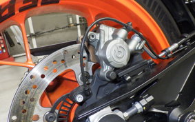 KTM 890 DUKE R 2022