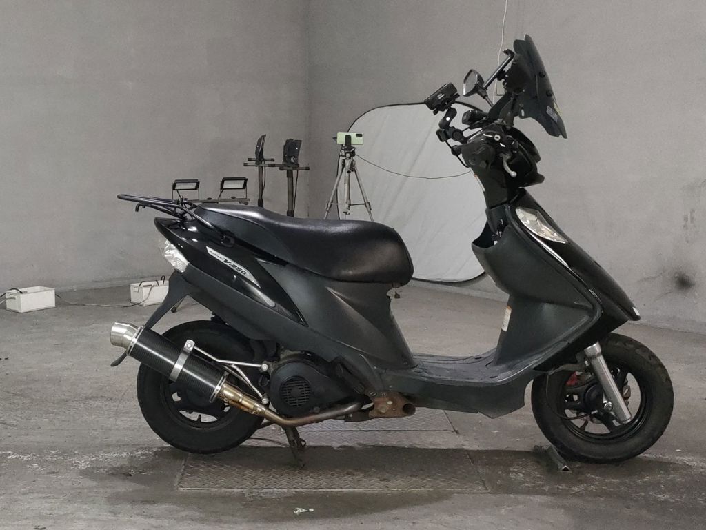 Фото Suzuki ADDRESS V125 с японского аукциона