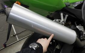KAWASAKI ZX 10 NINJA R 2004 ZXT00C