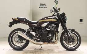 KAWASAKI Z900RS 2025 ZR900K