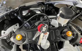 YAMAHA YZF-R7 2024 RM39J