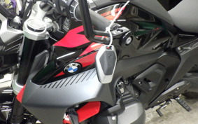 BMW R1300R ASA 2026