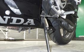 HONDA CBR600F 2002