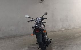 YAMAHA YBR125 RE05