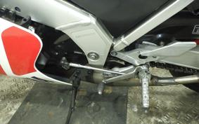 YAMAHA TZR250 1KT