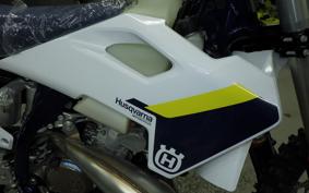 HUSQVARNA TE150I