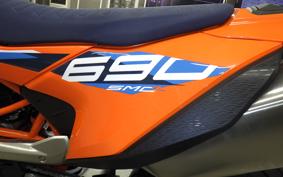 KTM 690 SMC R 2025