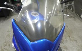 SUZUKI GSR250S