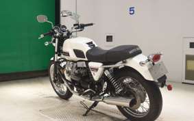 MOTO GUZZI V7 CLASSIC 2010