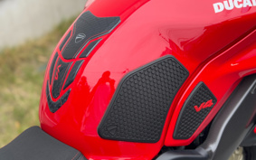 DUCATI  DUCATI  STREET  FIGHTER V4S 2022 1F00