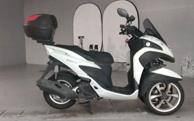 YAMAHA TRICITY 125 SE82J