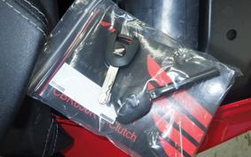 HONDA CBR650R E-Clutch 2025 RH17