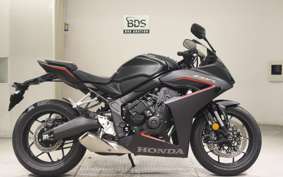 HONDA CB650R E-Clutch 2025 RH17