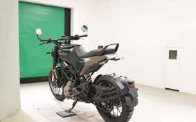 HUSQVARNA SVARTPILEN 401 2022