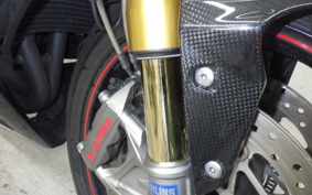 TRIUMPH DAYTONA 675 R 2015