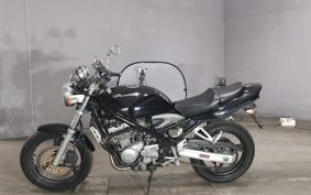 SUZUKI BANDIT250-1 GJ77A