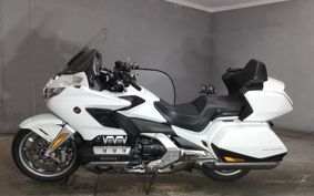 HONDA GL1800 TOUR  2018 SC79