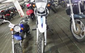 YAMAHA SEROW 250 Gen.3 1988 DG31J