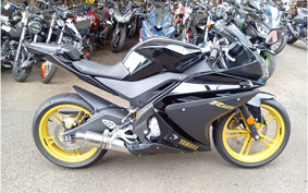 YAMAHA YZF-R125 RE06