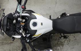 SUZUKI Vｽﾄﾛｰﾑ650XTA 2022 C733M