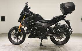 HONDA HORNET 2.0 2022