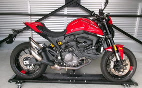 DUCATI MONSTAR 937 PLUS 2023 4M00